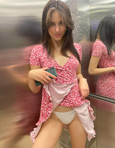 vikky vip star art picture