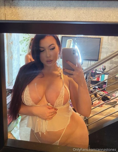 porcelainpeachx model perfect image