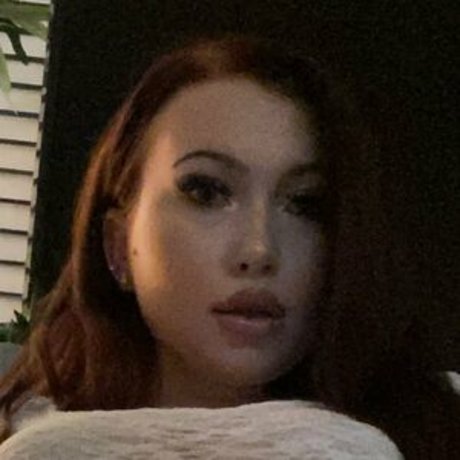 porcelainpeachx adult star galleries