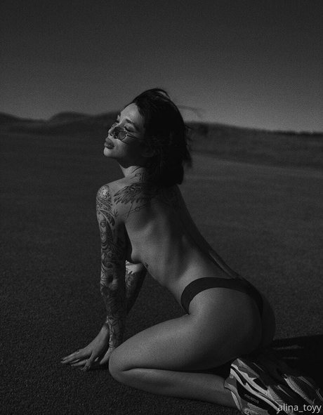 polina molly high quality actress images