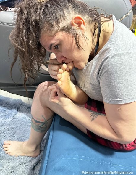 Mayla Souza porn actress img