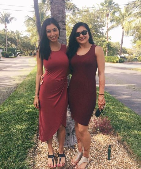 Sasha Kalra top model photos