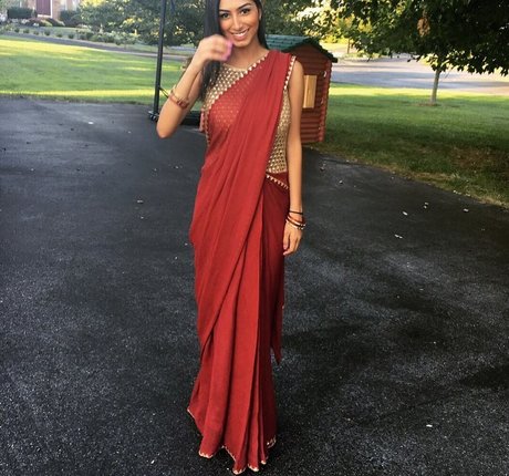 Sasha Kalra star hd gallery