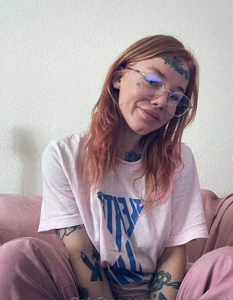 lucy kinky star sex img