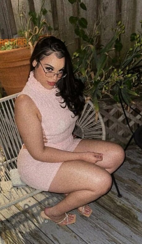 miaayourgirl pornstar perfect photos