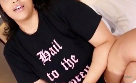 miaayourgirl beautiful model images