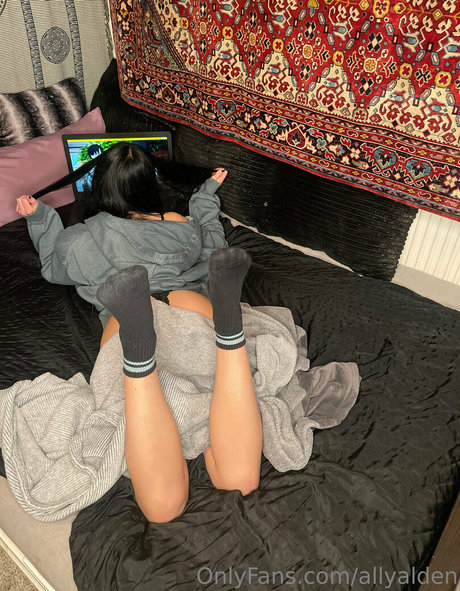 allyalden Photo Gallery