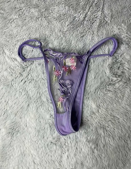 amara4u model exclusive photos