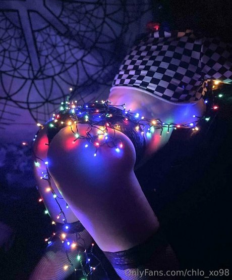 chlo xo98 top star pic