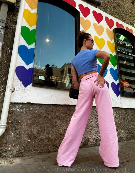 theotherideaofher nude model images