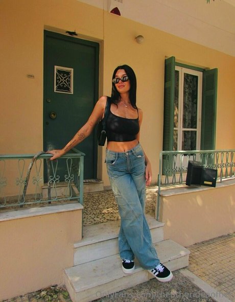 theotherideaofher star hd pics