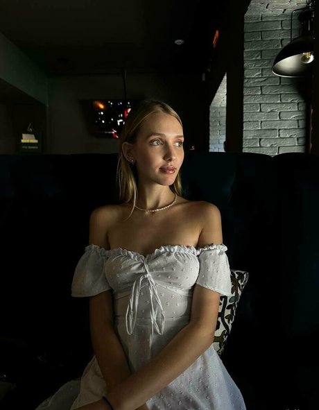 i lina pornstar hd photo