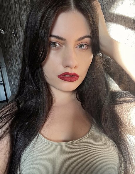 Nastya rosse erotic actress photo