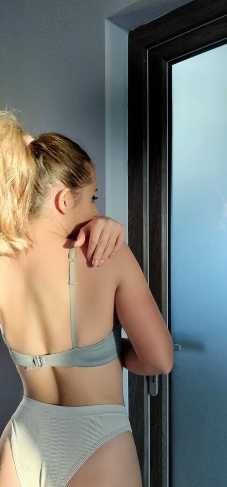 skinny asian teen onlyfans hot pictures