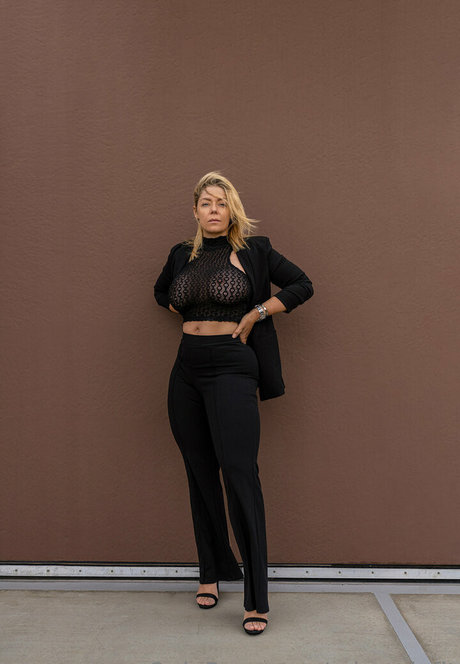 MI4 S4ND top pornstar pics