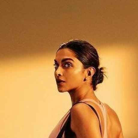 Deepika Padukone high quality model gallery