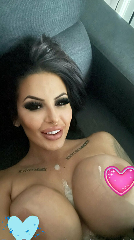 dark nipples onlyfans nude gallery