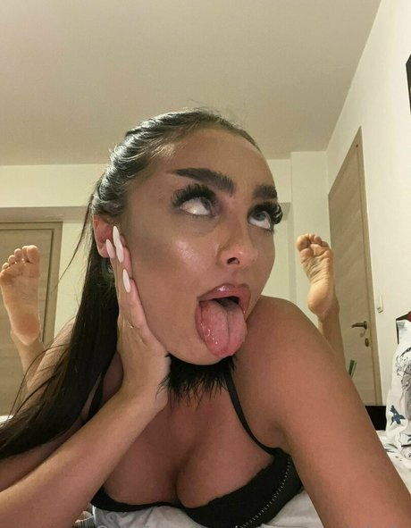 sabrina wet hole porn model photos