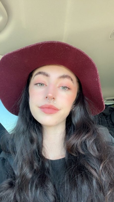 ebony smoking onlyfans hot nude pics