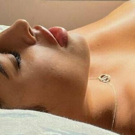 Vivendoatres pornstar high quality pic