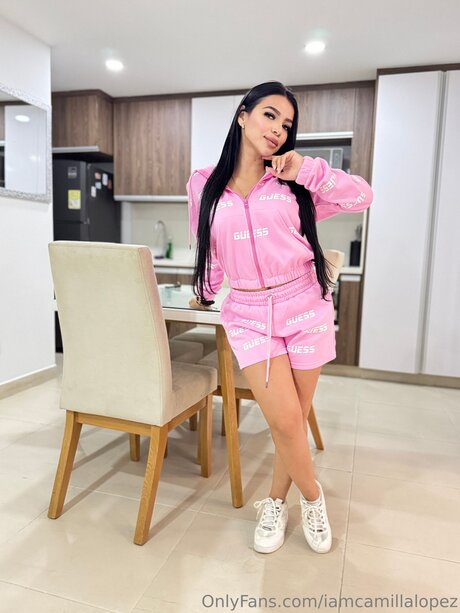 iamcamillalopez model hot pics