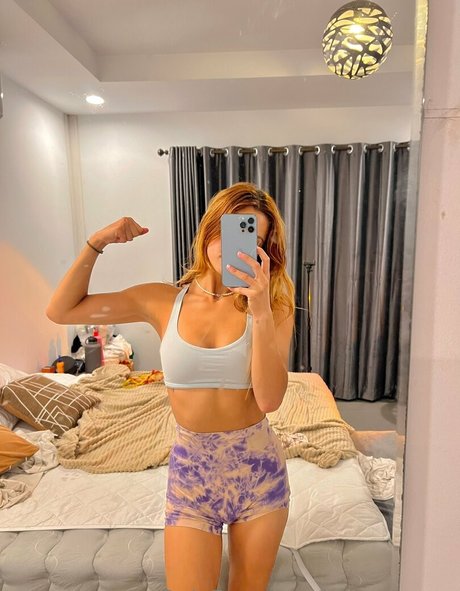 jennymaeee adult model archive