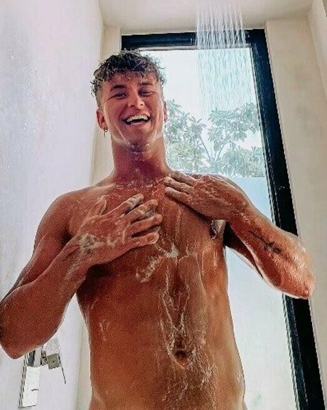 nategarner high quality pornstar photo