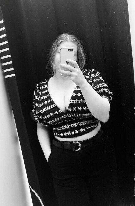 Nina Hope star top images