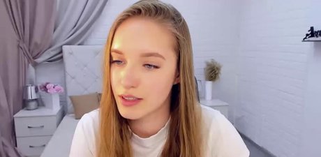 blowjob brunette onlyfans beautiful xxx pic