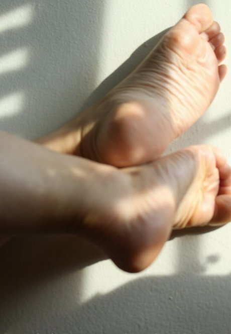 barefoot babe02 art pornstar archive