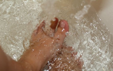 barefoot babe02 model top archive