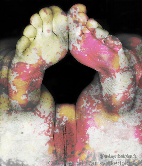 artsyinkedblonde beautiful pornstar pics