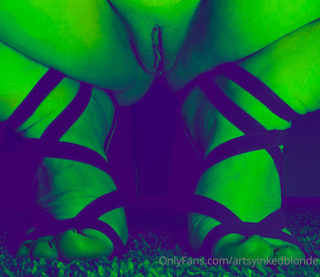 artsyinkedblonde beautiful actress photos