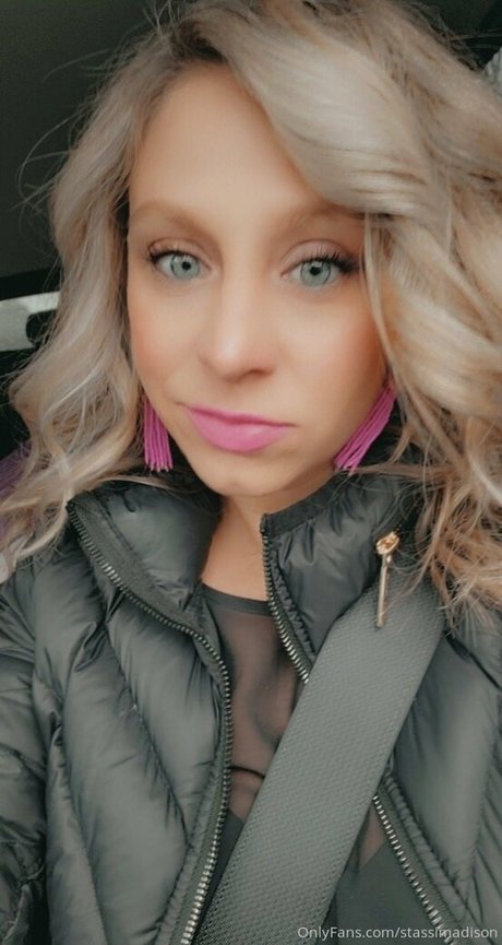 stassimadison model picture