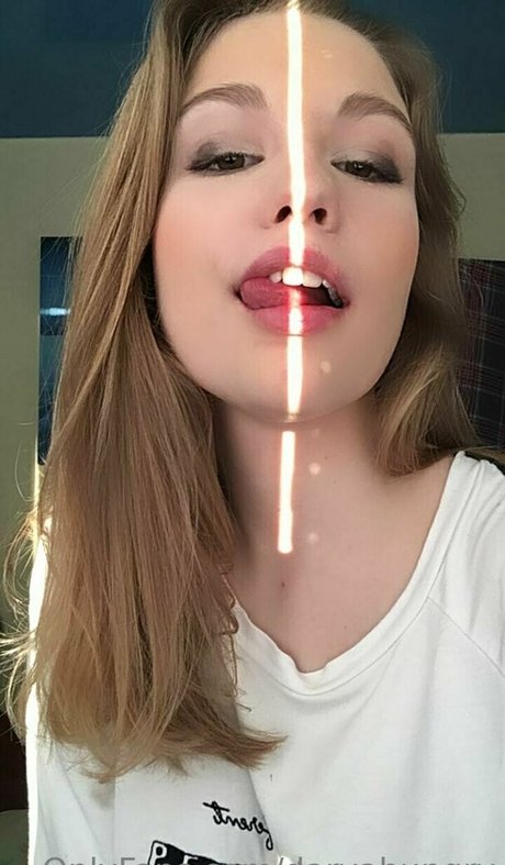 annacherry1 porn actress picture