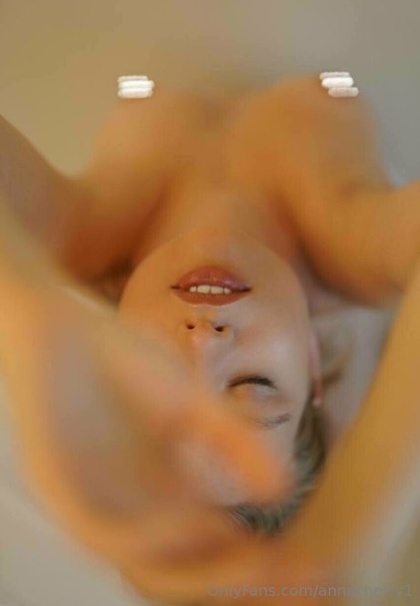 annacherry1 star sexy pic