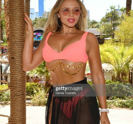 Veronika Dash exclusive star pictures