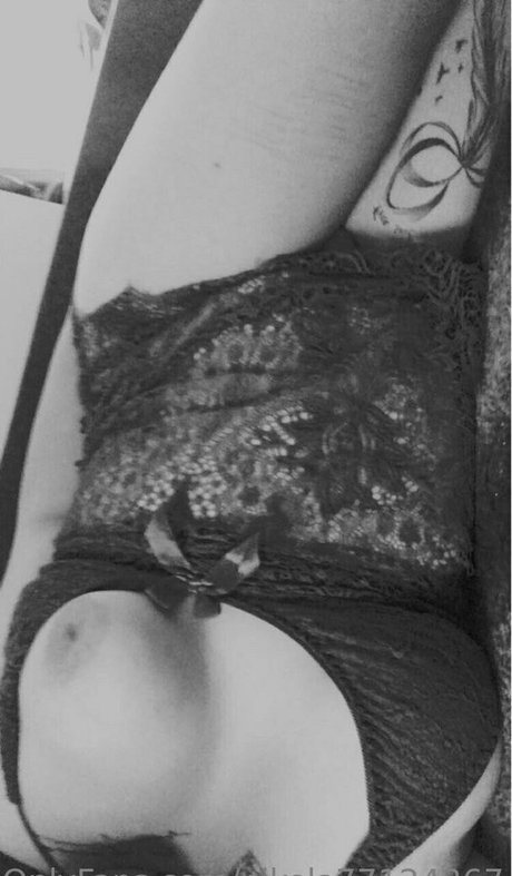 nikola77124367 model hd photo