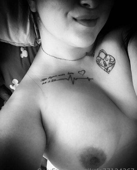 nikola77124367 exclusive model pictures