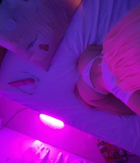 skoomka model porn photos