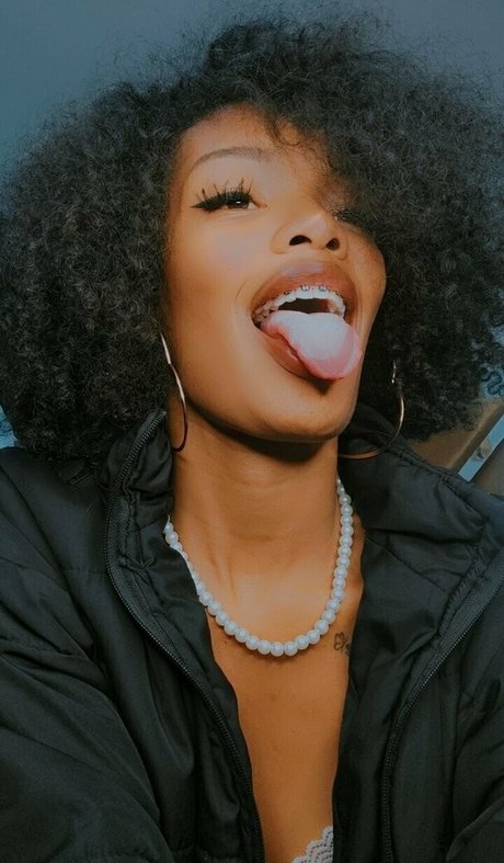 afroflavor erotic actress photos