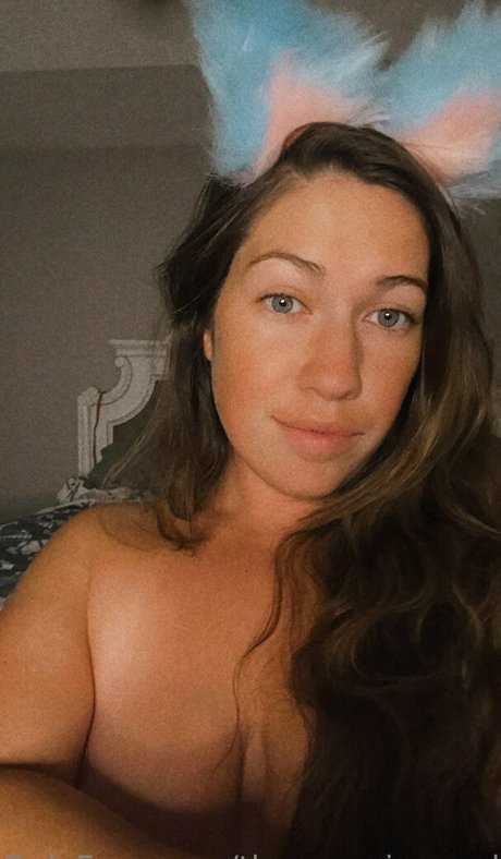 thegeorgiapeachhh nudes model picture