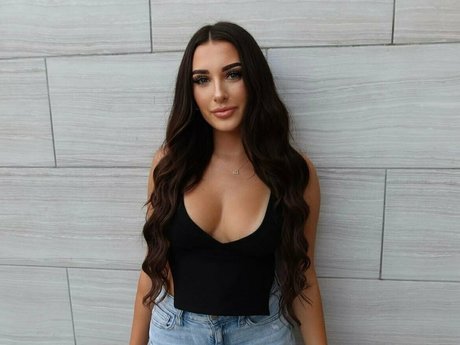 raelynn77 pornstar erotic gallery