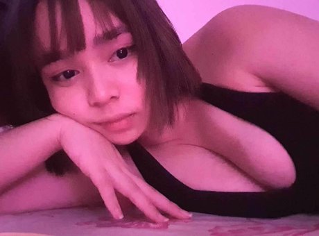 Nyarmiii model sex image