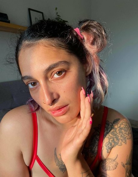 fe lina nudes actress archive