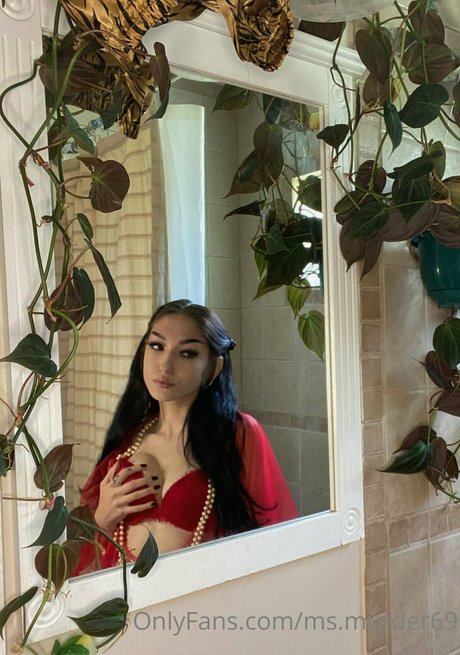 shemale outdoor onlyfans top image