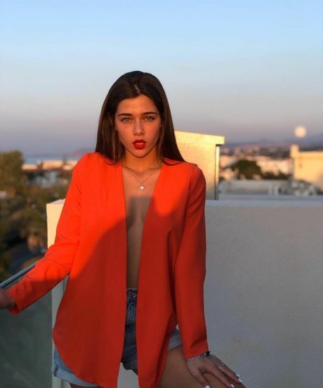 Milana Vino top actress galleries