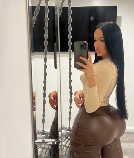 biancatoxic nudes pornstar pic