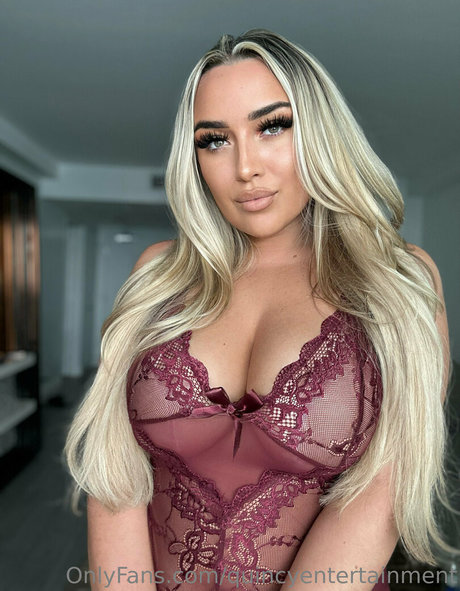 quincyentertainment high quality actress image