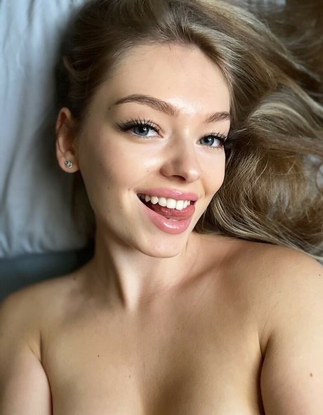 pregnant asian onlyfans free xxx picture